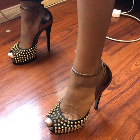 Steve Madden Shoes - Steve madden spike heel